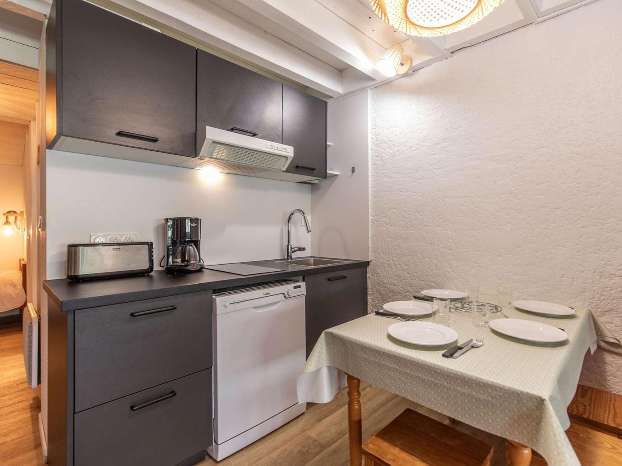 T2 Renove Avec Terrasse, Parking Prive, Local Velos A Cauterets - Fr-1-401-290 Exterior photo